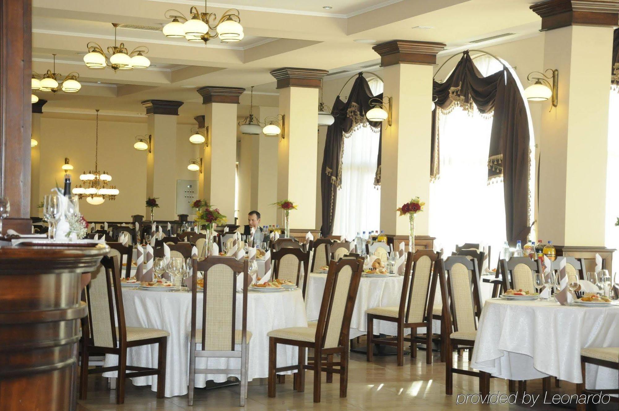 Royal Class Hotel Kaloşvar Dış mekan fotoğraf