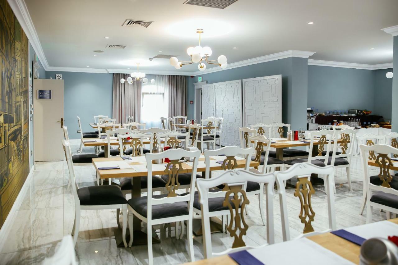 Royal Class Hotel Kaloşvar Dış mekan fotoğraf