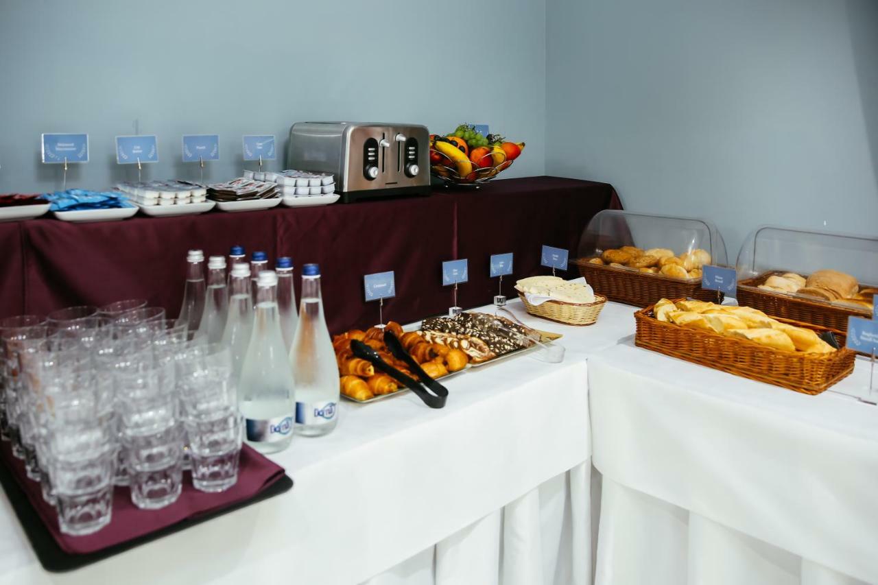 Royal Class Hotel Kaloşvar Dış mekan fotoğraf
